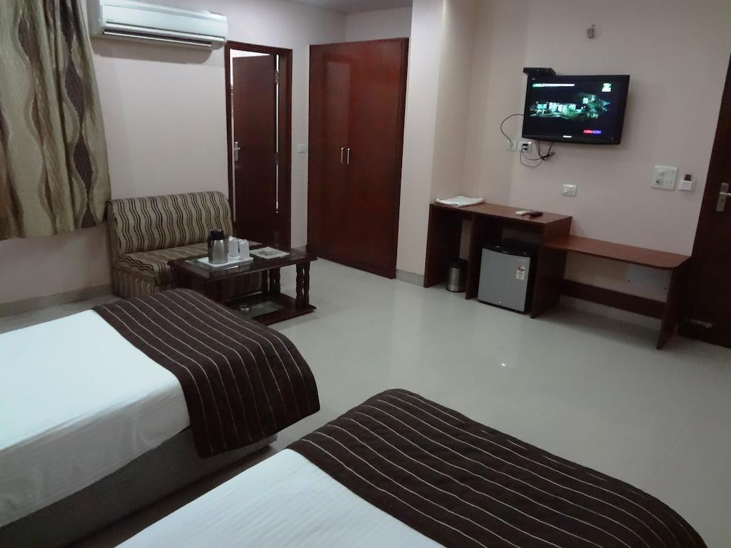 Hotel Kyron Deli Quarto foto